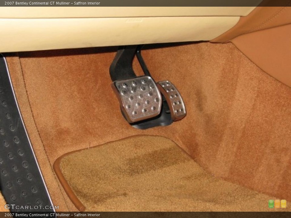 Saffron Interior Controls for the 2007 Bentley Continental GT Mulliner #40067235