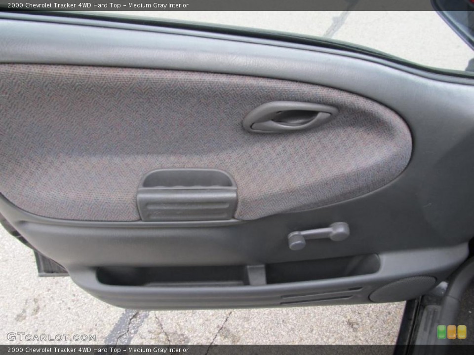 Medium Gray Interior Door Panel for the 2000 Chevrolet Tracker 4WD Hard Top #40070131