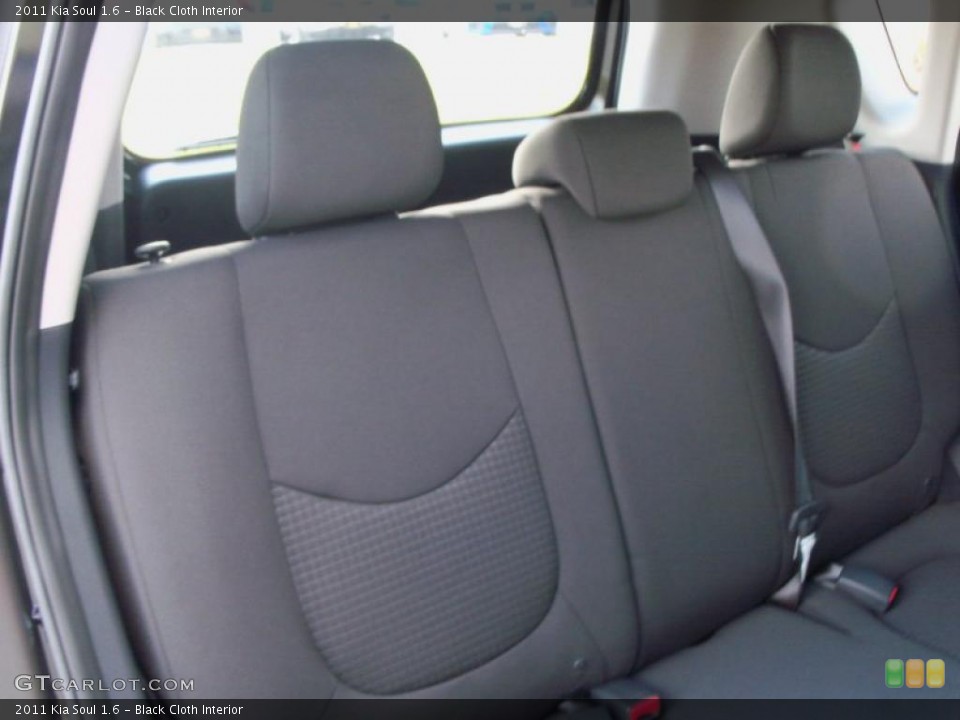 Black Cloth Interior Photo for the 2011 Kia Soul 1.6 #40075475