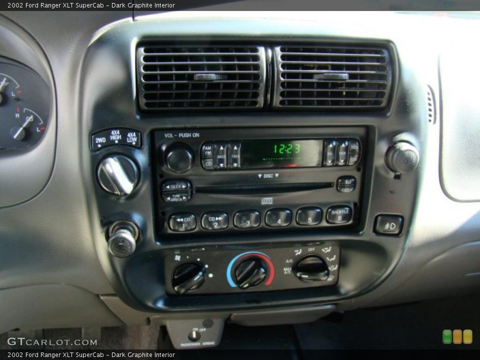 Dark Graphite Interior Controls for the 2002 Ford Ranger XLT SuperCab #40078303