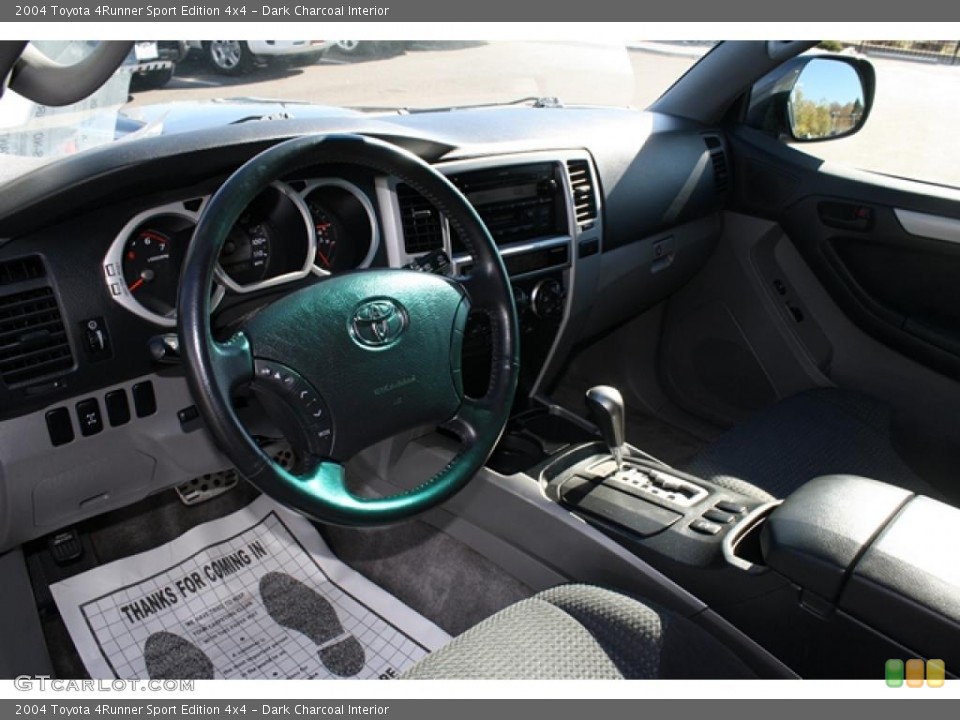 Dark Charcoal Interior Photo for the 2004 Toyota 4Runner Sport Edition 4x4 #40078447