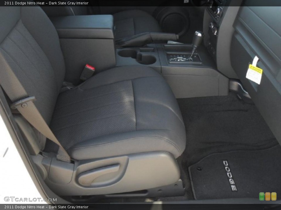 Dark Slate Gray Interior Photo for the 2011 Dodge Nitro Heat #40079407