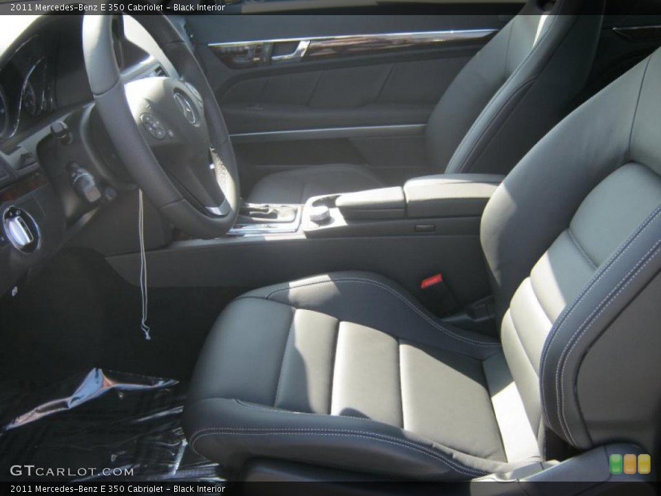 Black Interior Photo for the 2011 Mercedes-Benz E 350 Cabriolet #40080539