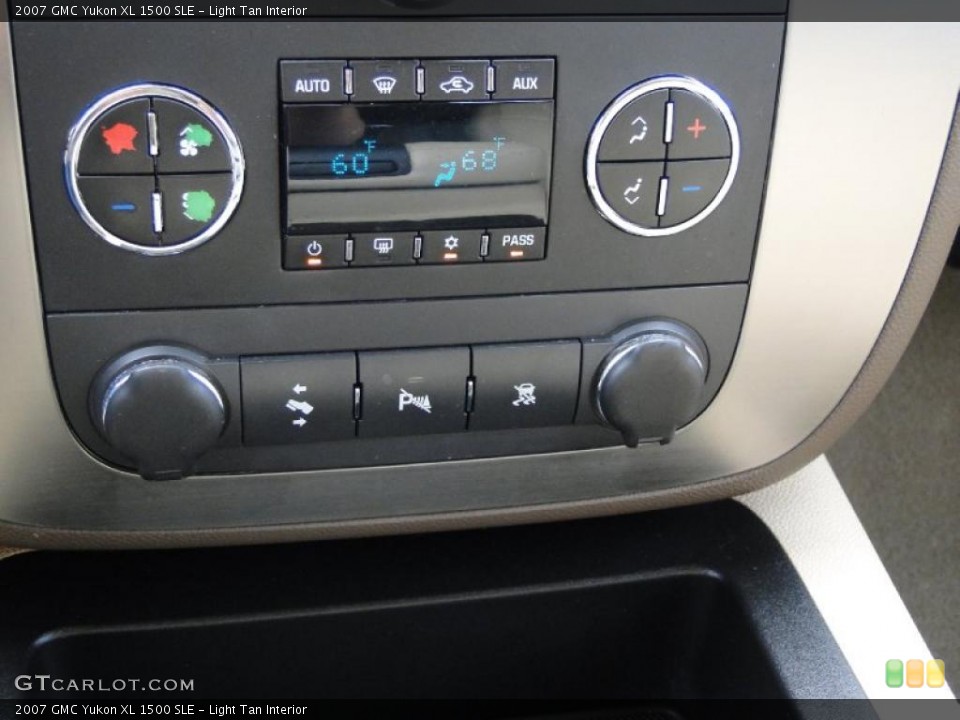 Light Tan Interior Controls for the 2007 GMC Yukon XL 1500 SLE #40088443