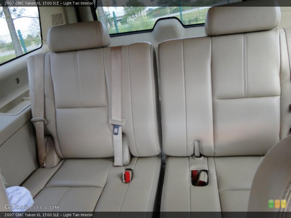 Light Tan Interior Photo for the 2007 GMC Yukon XL 1500 SLE #40088679