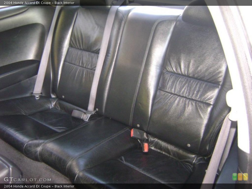 Black Interior Photo for the 2004 Honda Accord EX Coupe #40089343