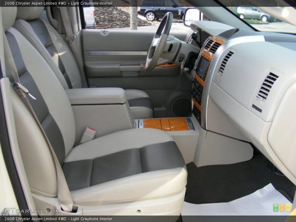 Light Graystone Interior Photo for the 2008 Chrysler Aspen Limited 4WD #40090475