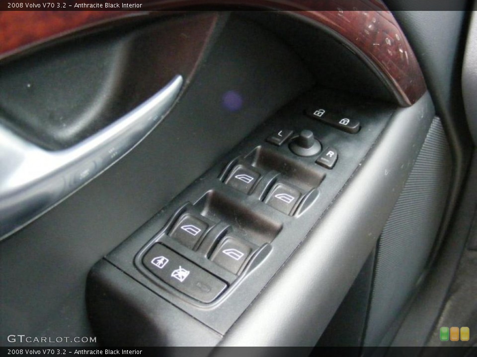 Anthracite Black Interior Controls for the 2008 Volvo V70 3.2 #40092519