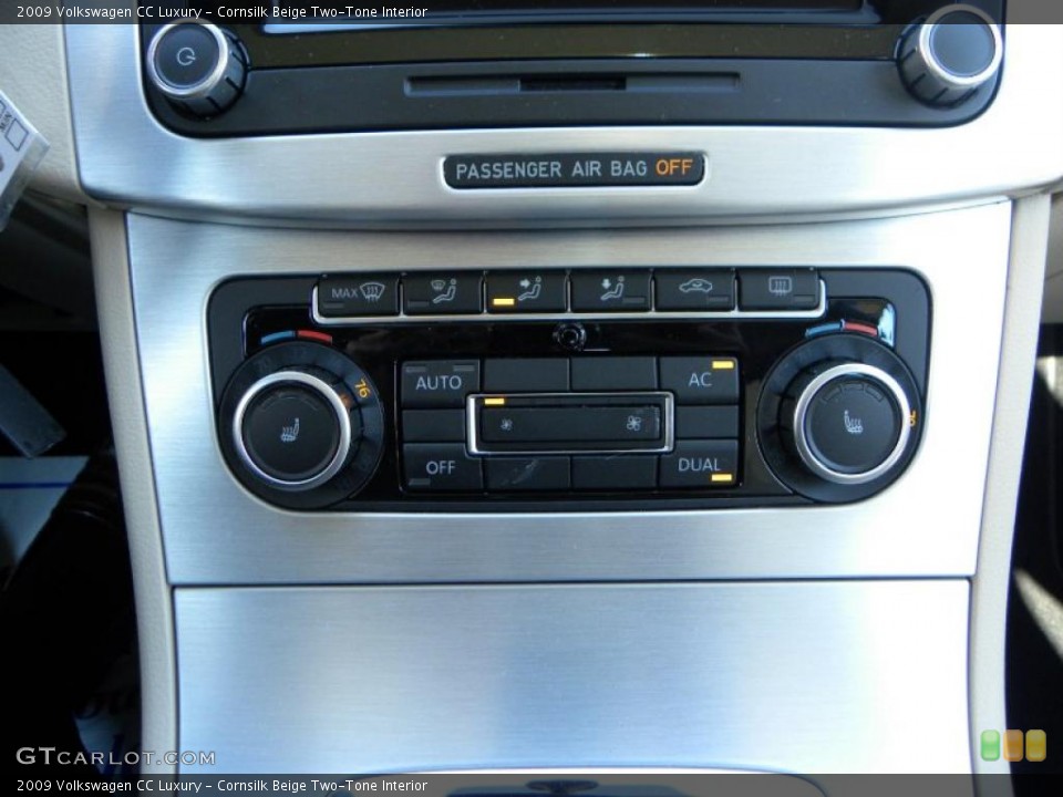 Cornsilk Beige Two-Tone Interior Controls for the 2009 Volkswagen CC Luxury #40098219