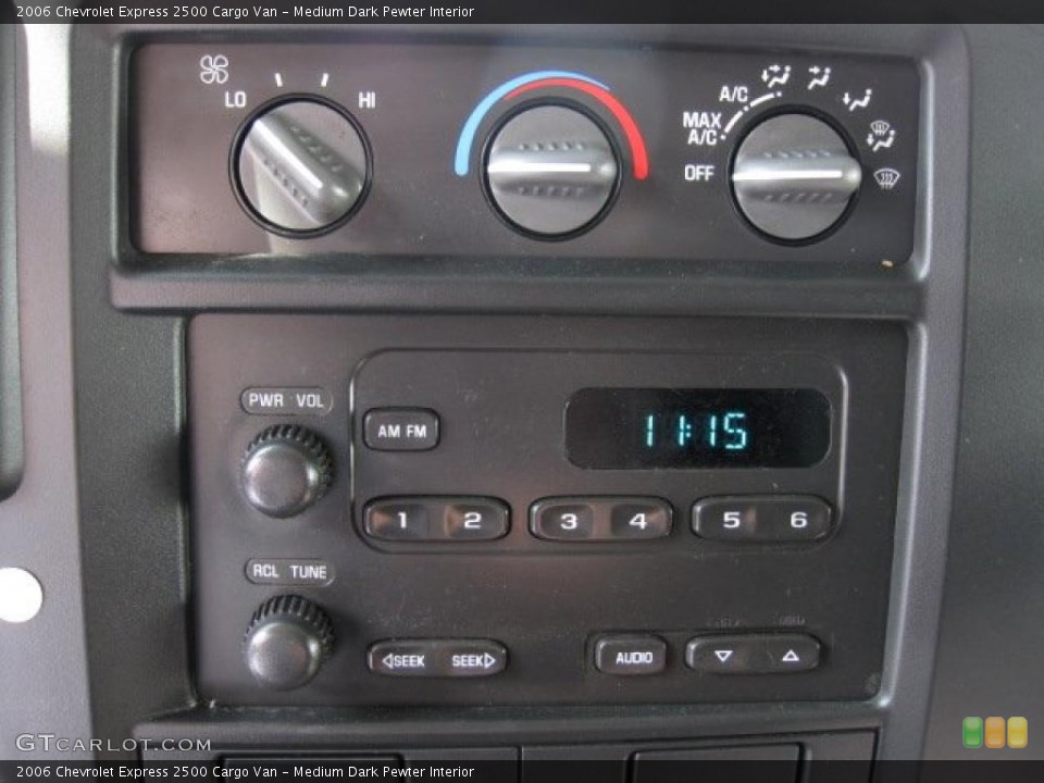 Medium Dark Pewter Interior Controls for the 2006 Chevrolet Express 2500 Cargo Van #40103327