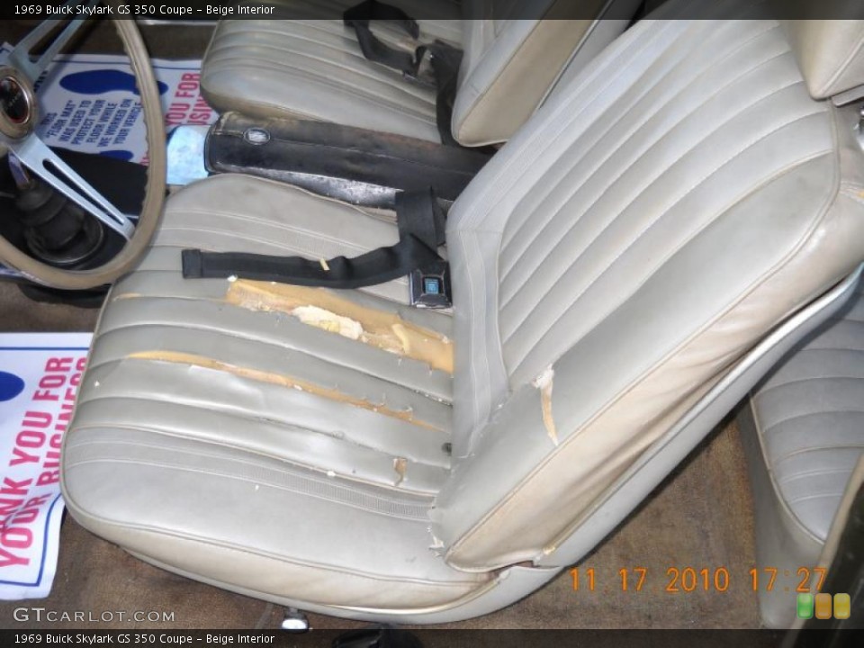 Beige Interior Photo for the 1969 Buick Skylark GS 350 Coupe #40111575