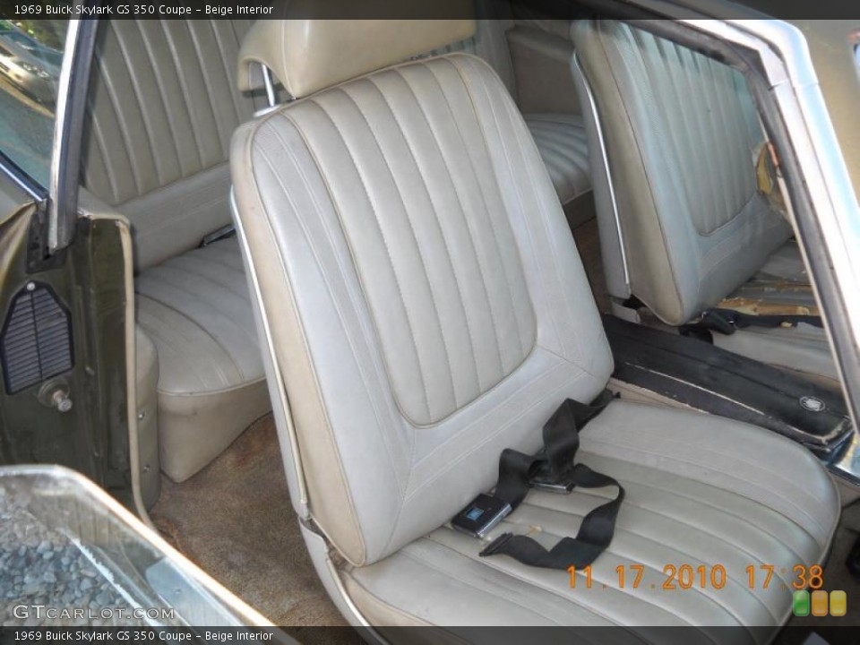 Beige Interior Photo for the 1969 Buick Skylark GS 350 Coupe #40111779