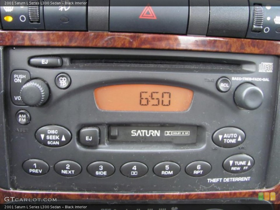 Black Interior Controls for the 2001 Saturn L Series L300 Sedan #40118099