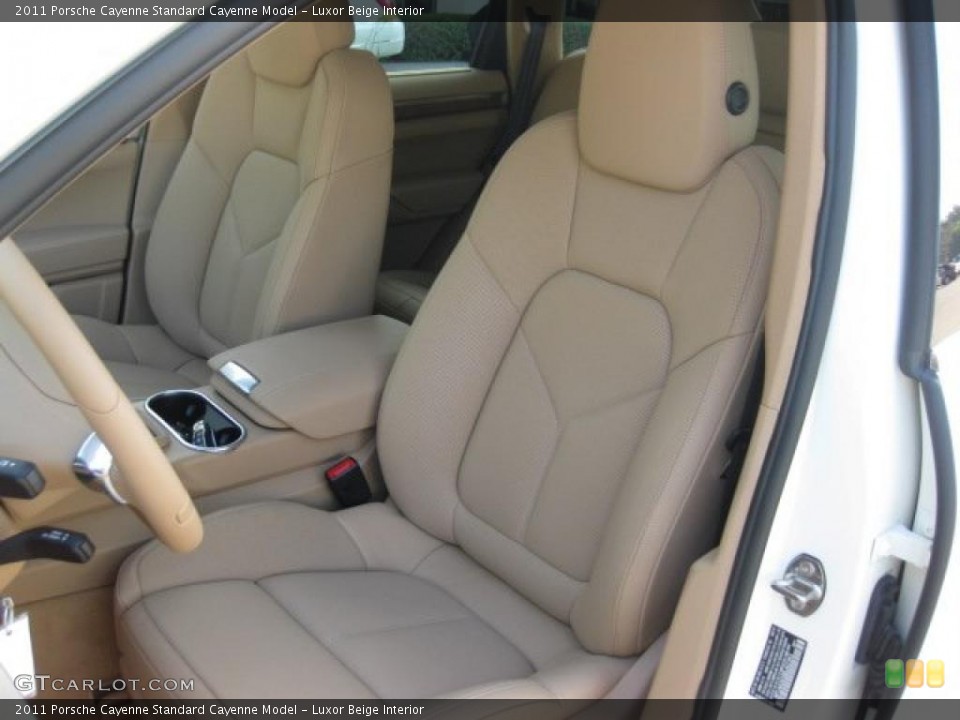 Luxor Beige Interior Photo for the 2011 Porsche Cayenne  #40120803