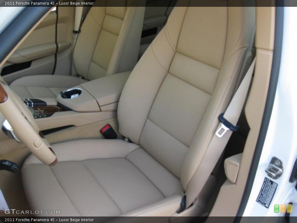 Luxor Beige Interior Photo for the 2011 Porsche Panamera 4S #40120883