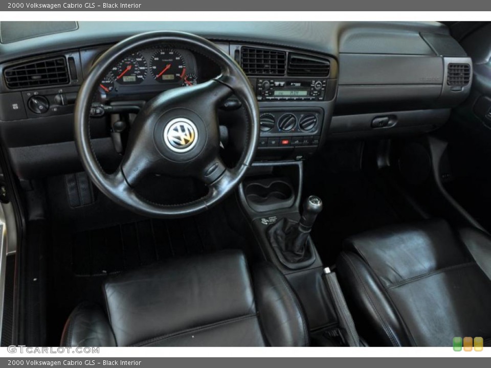 Black Interior Dashboard for the 2000 Volkswagen Cabrio GLS #40121047
