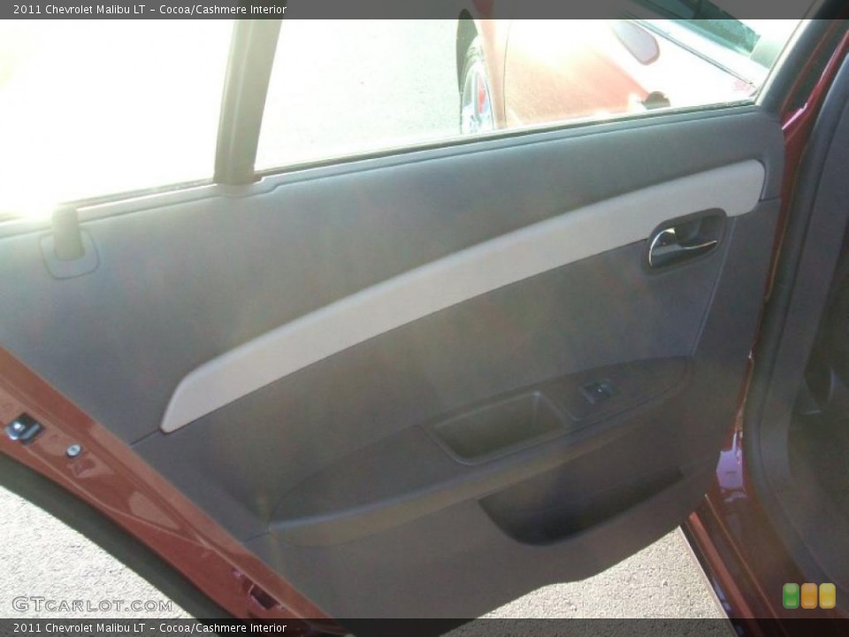 Cocoa/Cashmere Interior Door Panel for the 2011 Chevrolet Malibu LT #40125248