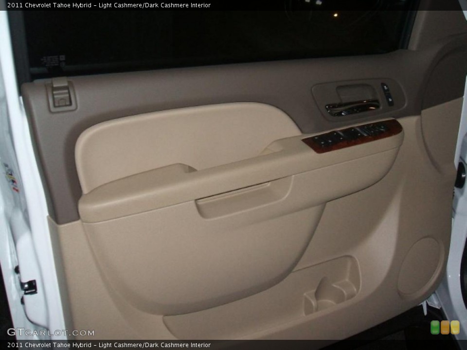 Light Cashmere/Dark Cashmere Interior Door Panel for the 2011 Chevrolet Tahoe Hybrid #40126480