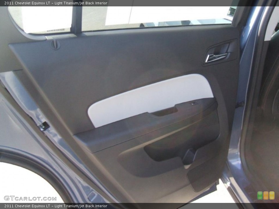 Light Titanium/Jet Black Interior Door Panel for the 2011 Chevrolet Equinox LT #40126884