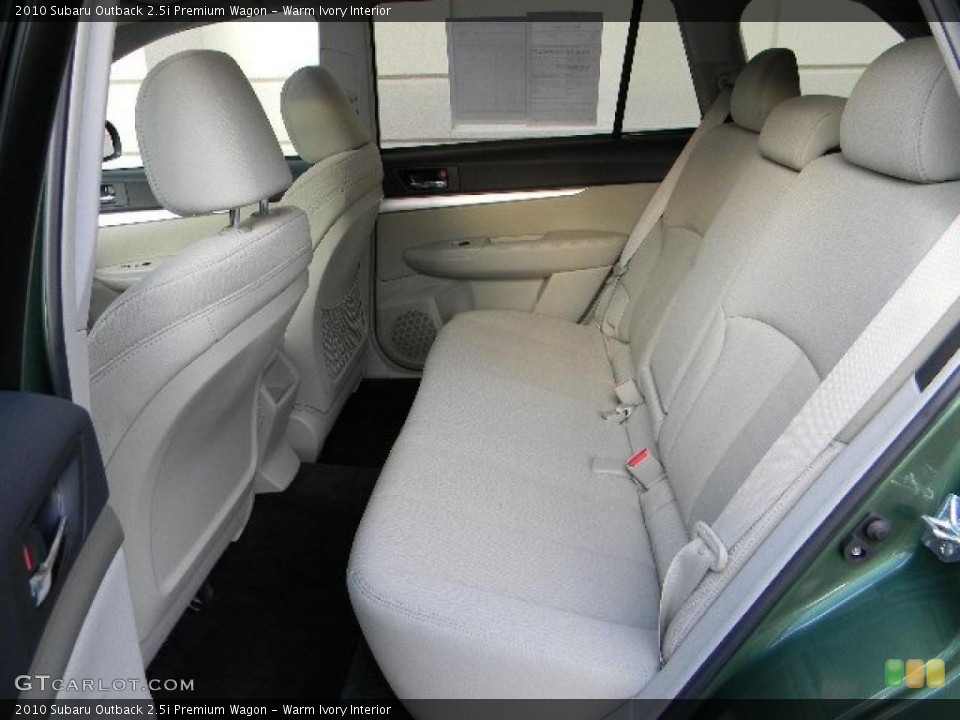 Warm Ivory Interior Photo for the 2010 Subaru Outback 2.5i Premium Wagon #40129580