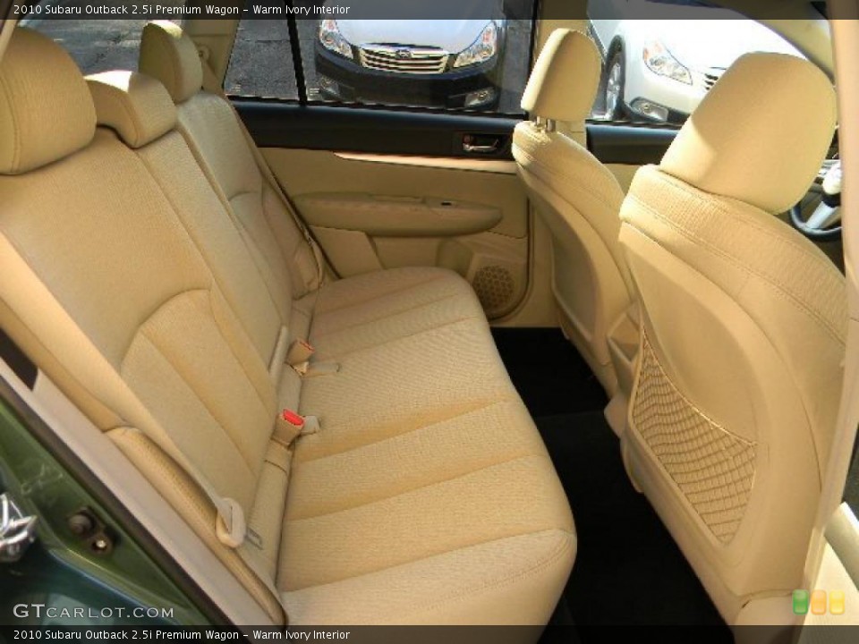Warm Ivory Interior Photo for the 2010 Subaru Outback 2.5i Premium Wagon #40129644