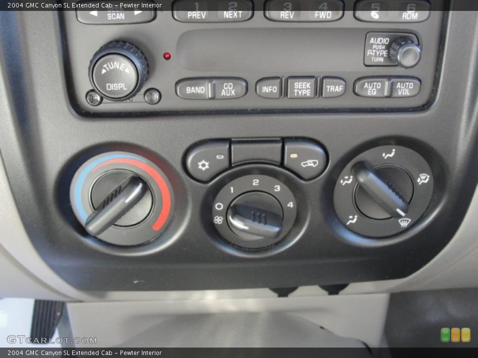 Pewter Interior Controls for the 2004 GMC Canyon SL Extended Cab #40130920