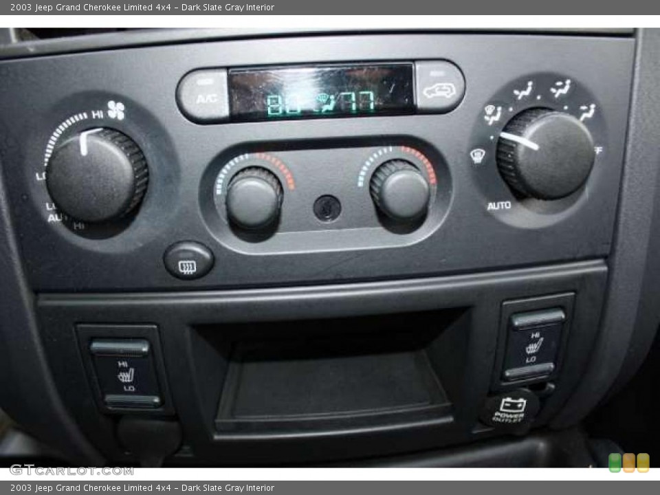 Dark Slate Gray Interior Controls for the 2003 Jeep Grand Cherokee Limited 4x4 #40138389