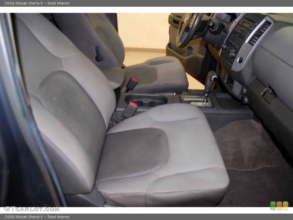 Steel Interior Photo for the 2009 Nissan Xterra X #40140893