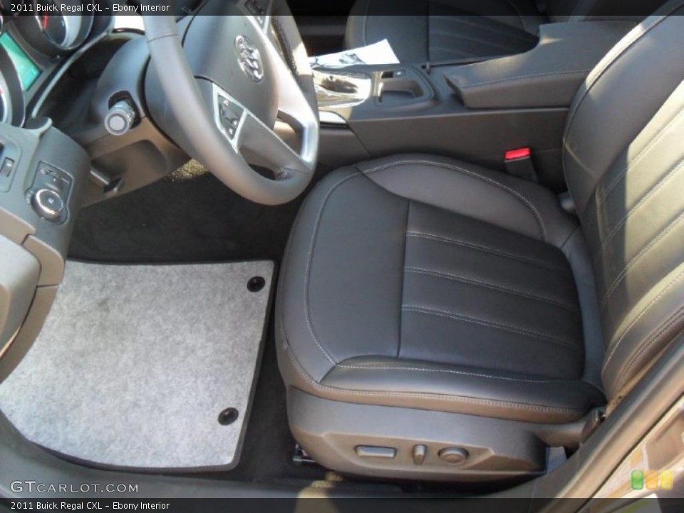 Ebony Interior Photo for the 2011 Buick Regal CXL #40147349
