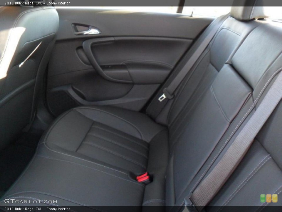 Ebony Interior Photo for the 2011 Buick Regal CXL #40147489
