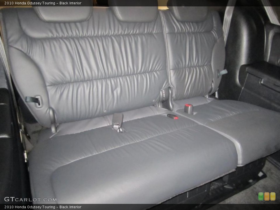 Black Interior Photo for the 2010 Honda Odyssey Touring #40150053