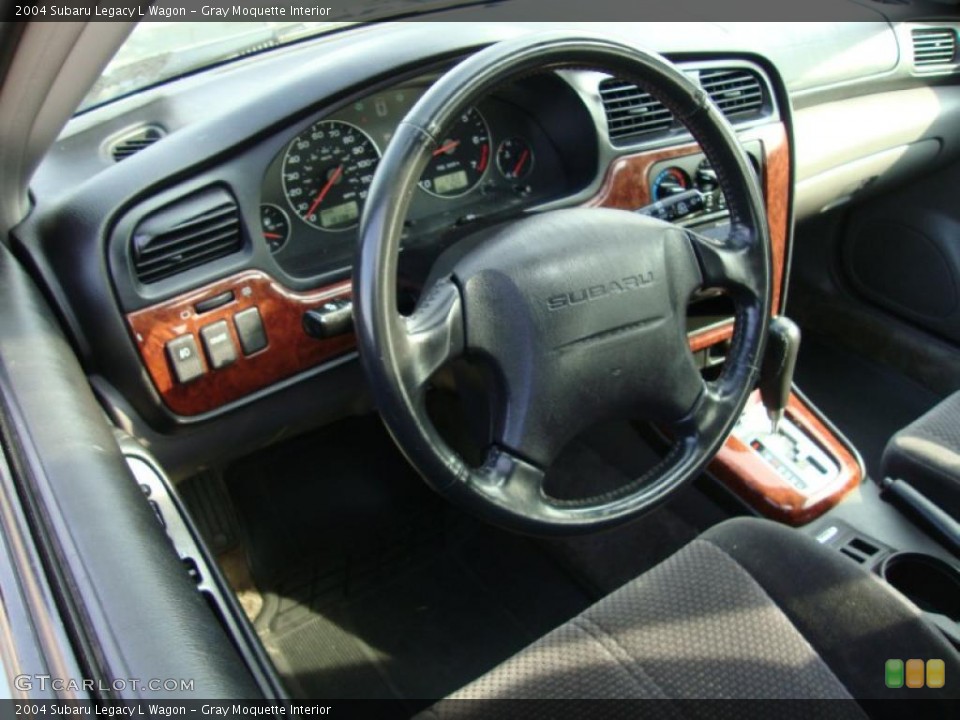 Gray Moquette Interior Photo for the 2004 Subaru Legacy L Wagon #40153357