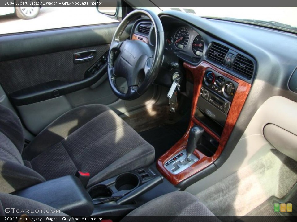 Gray Moquette Interior Photo for the 2004 Subaru Legacy L Wagon #40153481