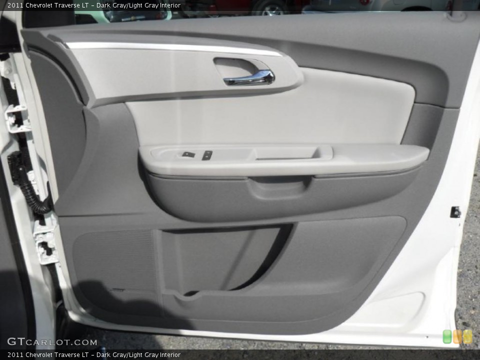 Dark Gray/Light Gray Interior Door Panel for the 2011 Chevrolet Traverse LT #40157293