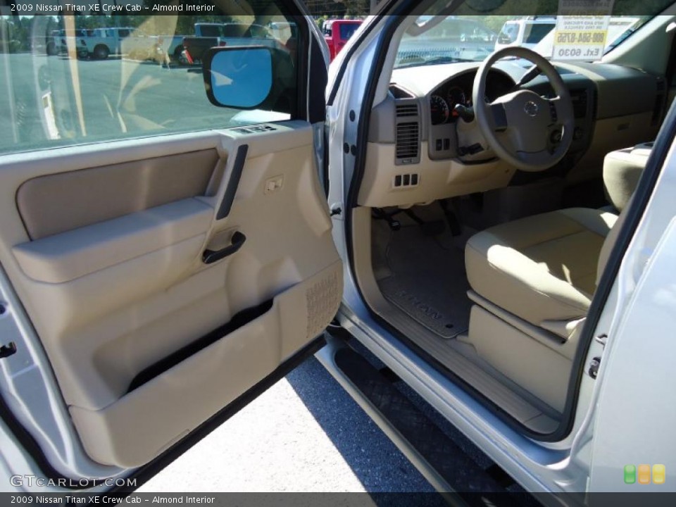 Almond Interior Photo for the 2009 Nissan Titan XE Crew Cab #40160937