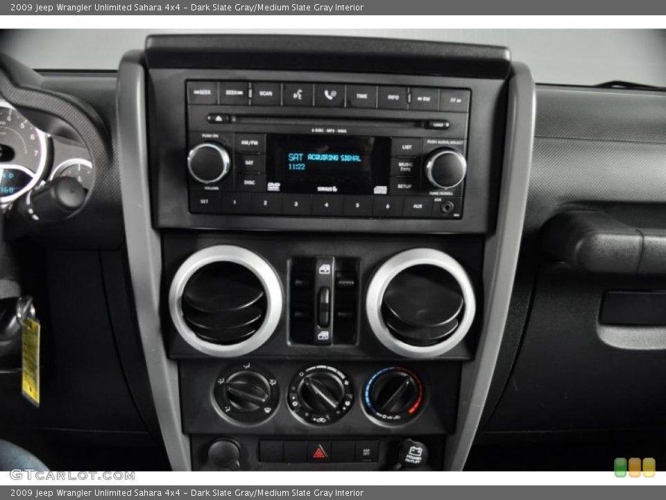 Dark Slate Gray/Medium Slate Gray Interior Controls for the 2009 Jeep Wrangler Unlimited Sahara 4x4 #40190243