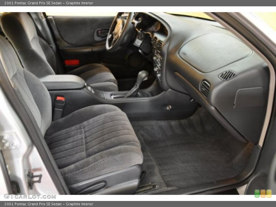 Graphite Interior Photo for the 2001 Pontiac Grand Prix SE Sedan #40191627