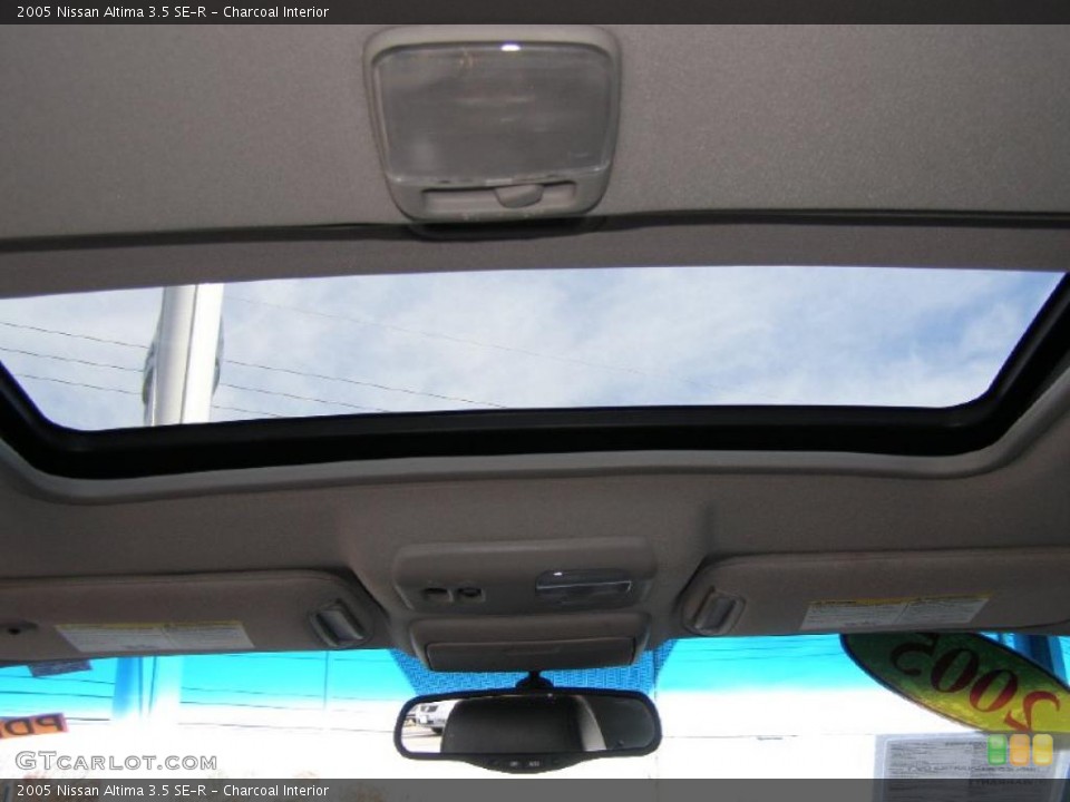 Charcoal Interior Sunroof for the 2005 Nissan Altima 3.5 SE-R #40196683
