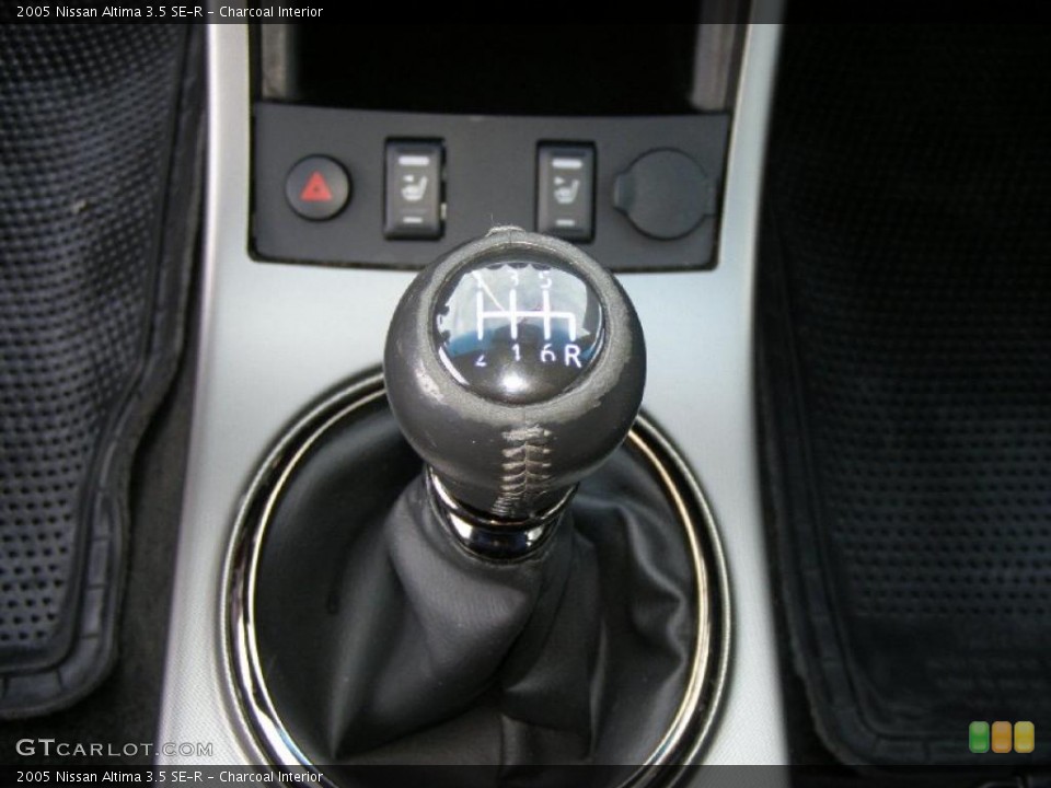 Charcoal Interior Transmission for the 2005 Nissan Altima 3.5 SE-R #40196759