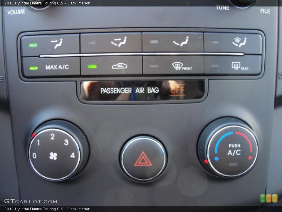 Black Interior Controls for the 2011 Hyundai Elantra Touring GLS #40200084