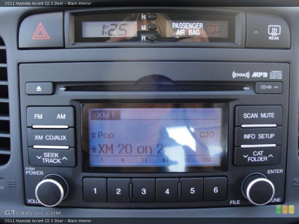 Black Interior Controls for the 2011 Hyundai Accent GS 3 Door #40200556