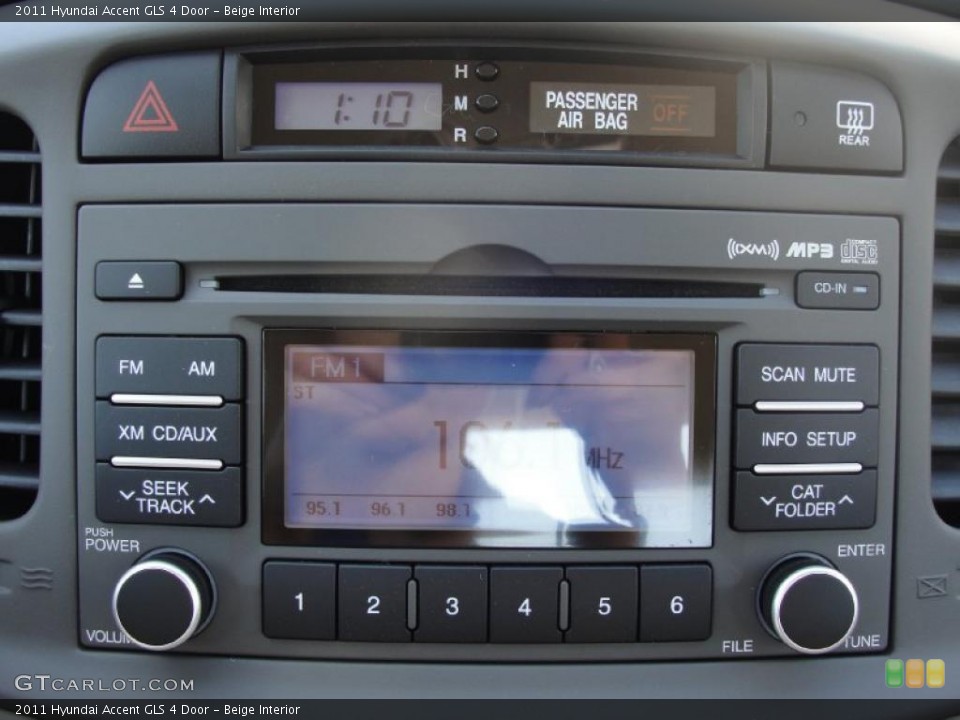 Beige Interior Controls for the 2011 Hyundai Accent GLS 4 Door #40202476