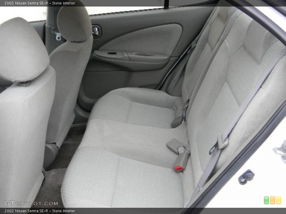 Stone Interior Photo for the 2002 Nissan Sentra SE-R #40205892