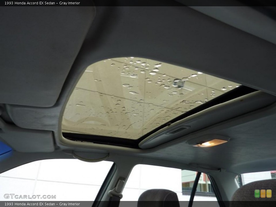 Gray Interior Sunroof for the 1993 Honda Accord EX Sedan #40208689