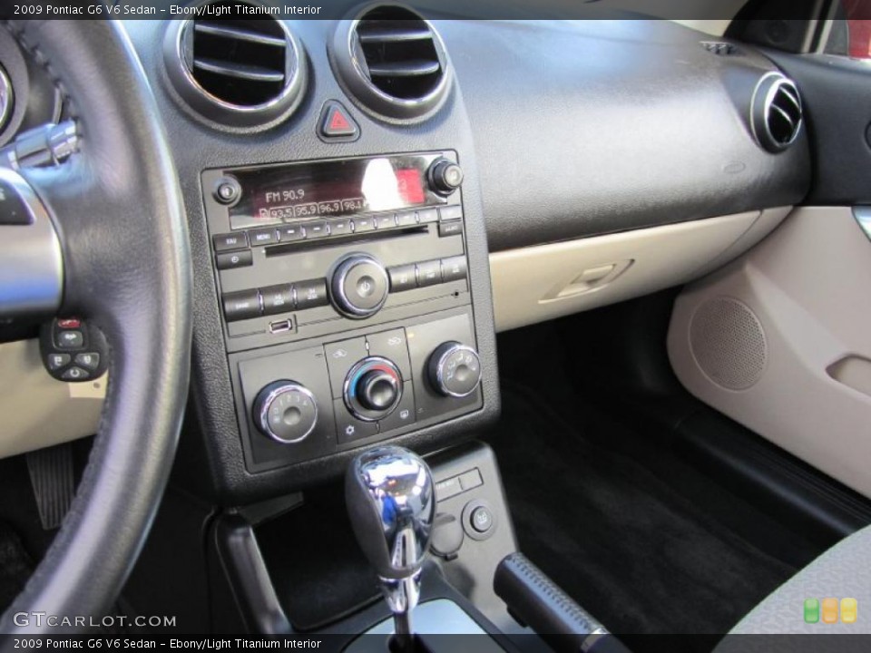 Ebony/Light Titanium Interior Dashboard for the 2009 Pontiac G6 V6 Sedan #40216105