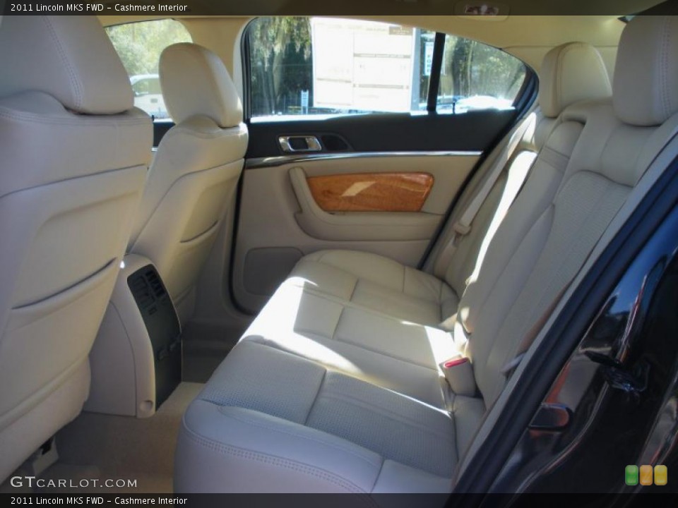 Cashmere Interior Photo for the 2011 Lincoln MKS FWD #40221686