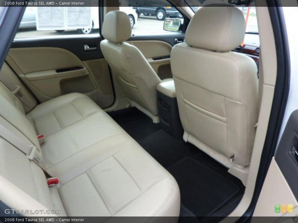 Camel Interior Photo for the 2008 Ford Taurus SEL AWD #40237634