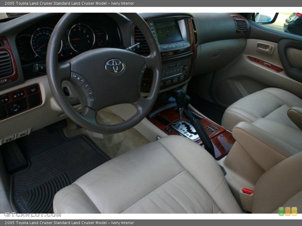 Ivory Interior Photo for the 2005 Toyota Land Cruiser  #40245866