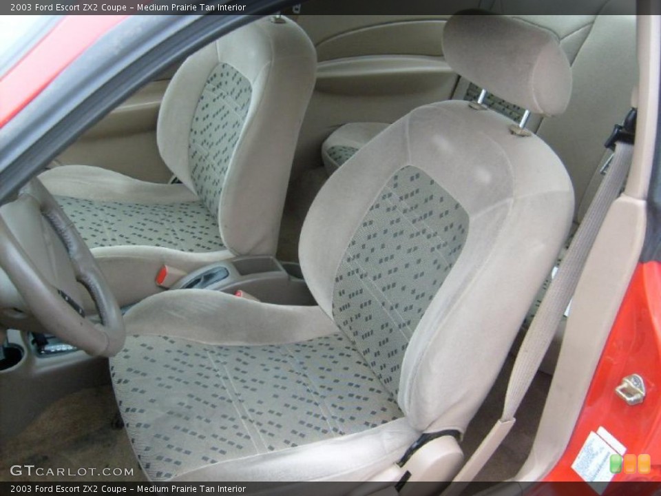 Medium Prairie Tan Interior Photo for the 2003 Ford Escort ZX2 Coupe #40249630