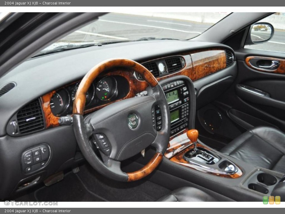 Charcoal Interior Photo for the 2004 Jaguar XJ XJ8 #40254022